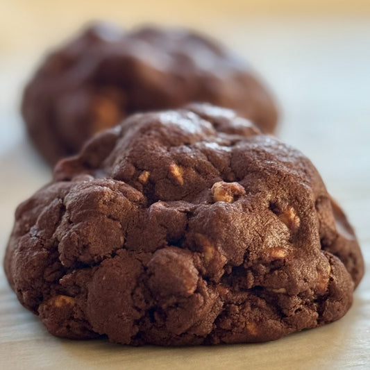 Giant Chocolate Peanut Chips Cookies